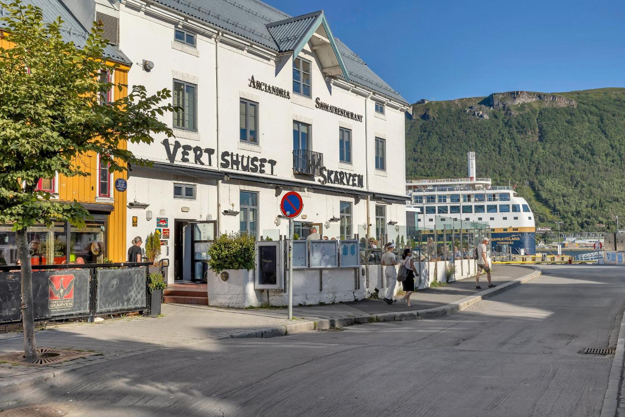 The Loft - Central Top Floor Apartment With 4 Bedrooms Tromsø Dış mekan fotoğraf