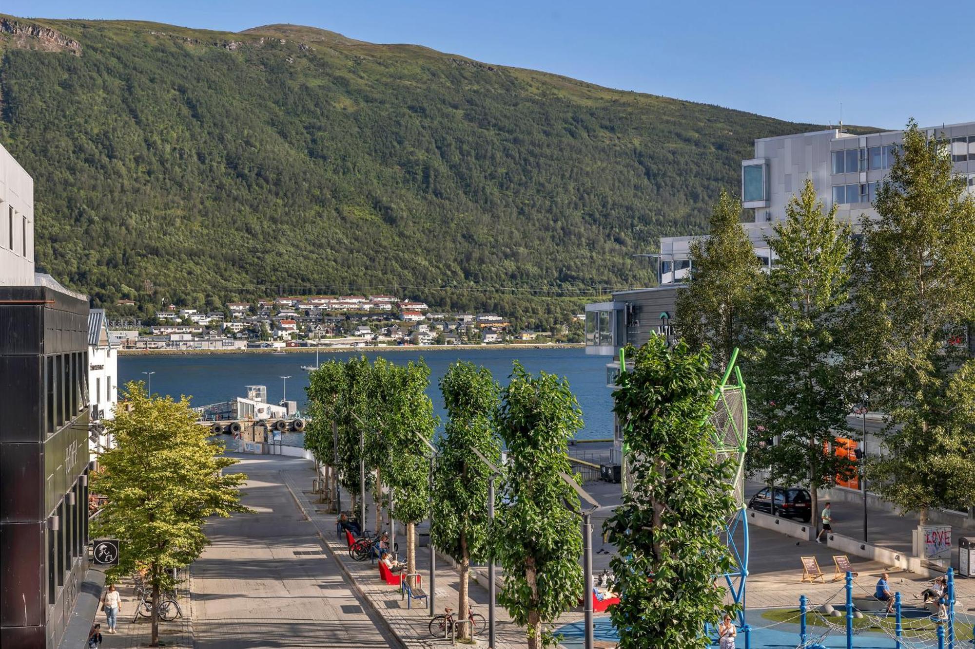 The Loft - Central Top Floor Apartment With 4 Bedrooms Tromsø Dış mekan fotoğraf
